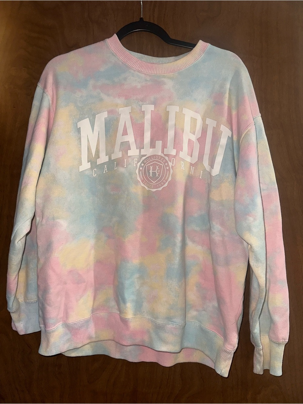 Hollister Malibu California Pastel Tie-Dye Crewneck Sweatshirt